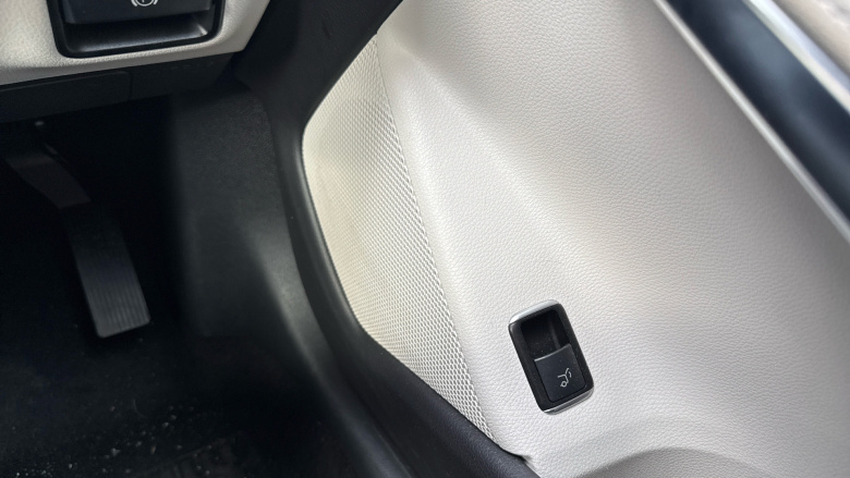 Mercedes-Benz GLA 220 CDI 4Matic Sport 5dr Auto [Premium] Diesel Hatchback